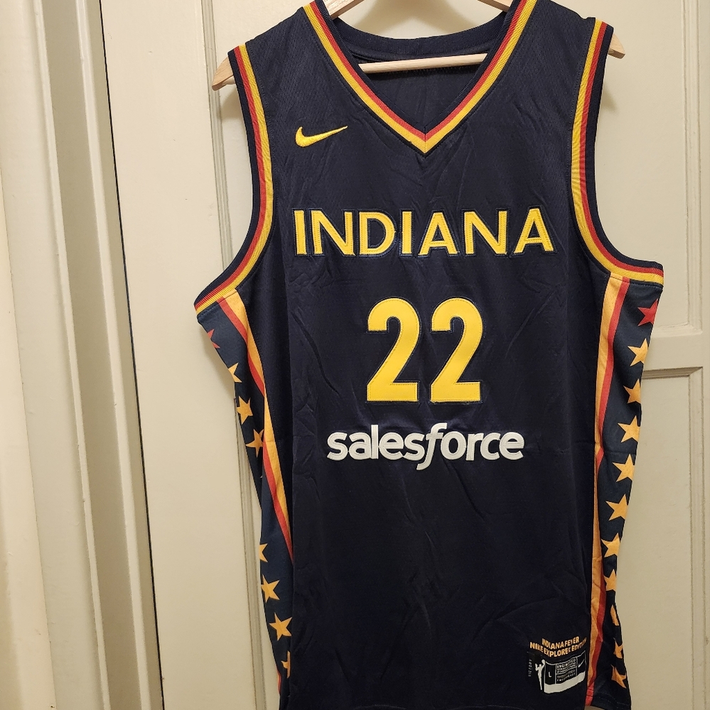 Men's jersey #22, Caitlin Clark, Indiana Fever.